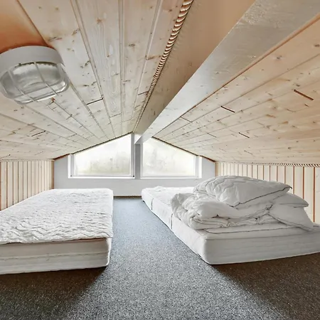 Сasa de vacaciones 4 Bedroom Lovely In Vestervig