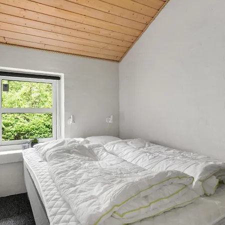 4 Bedroom Lovely In Holiday home Vestervig